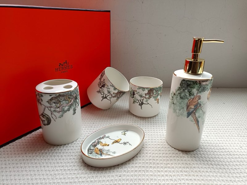wholesale quality hermes bathroom accessories set model no. 1